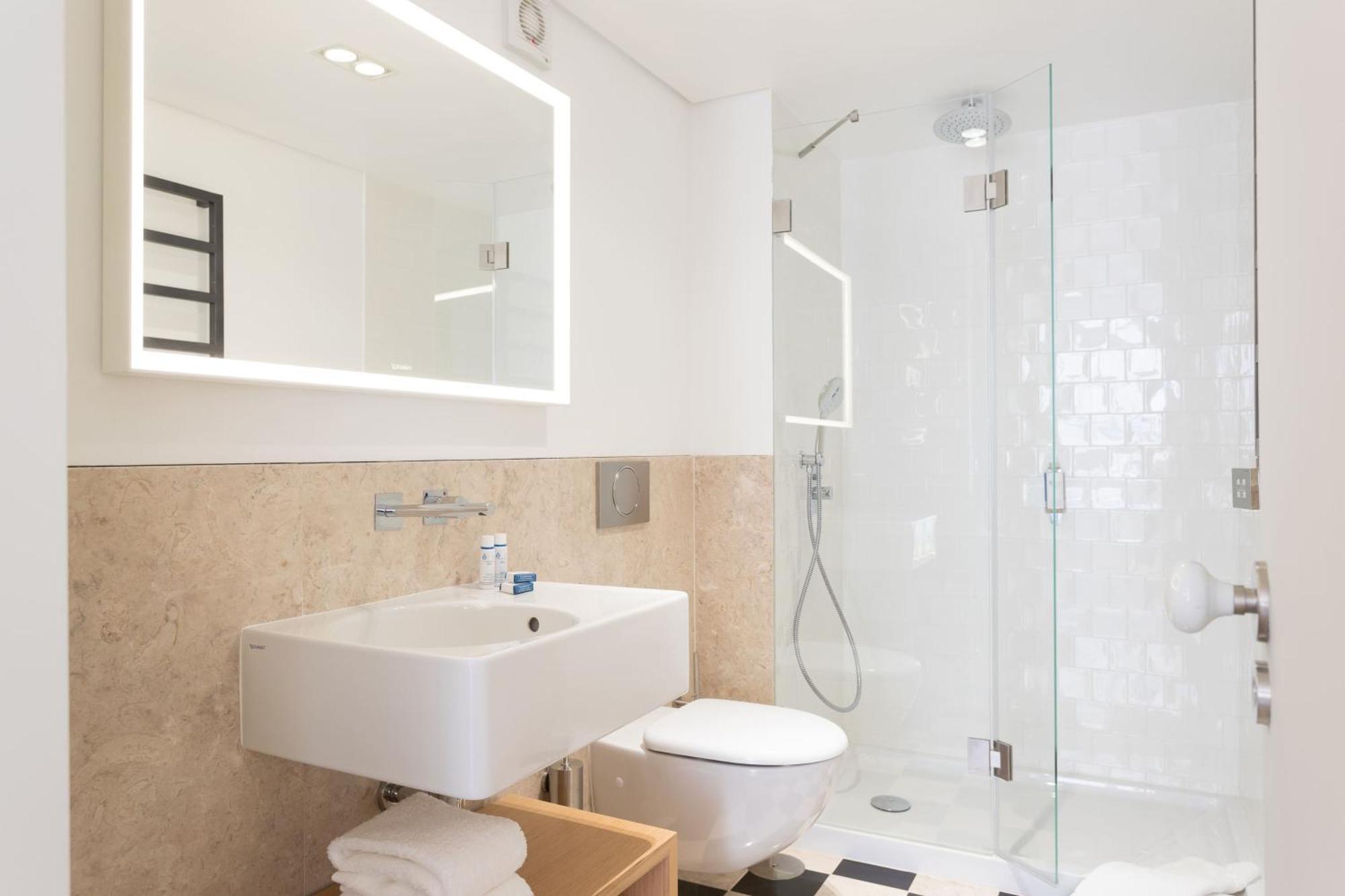 Boutique Chiado Suites Lisbon Bagian luar foto