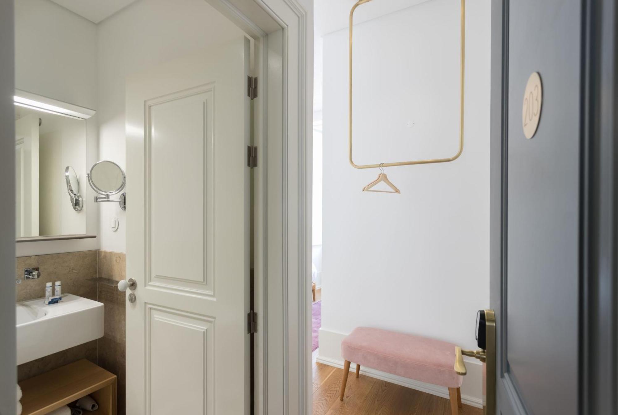 Boutique Chiado Suites Lisbon Ruang foto