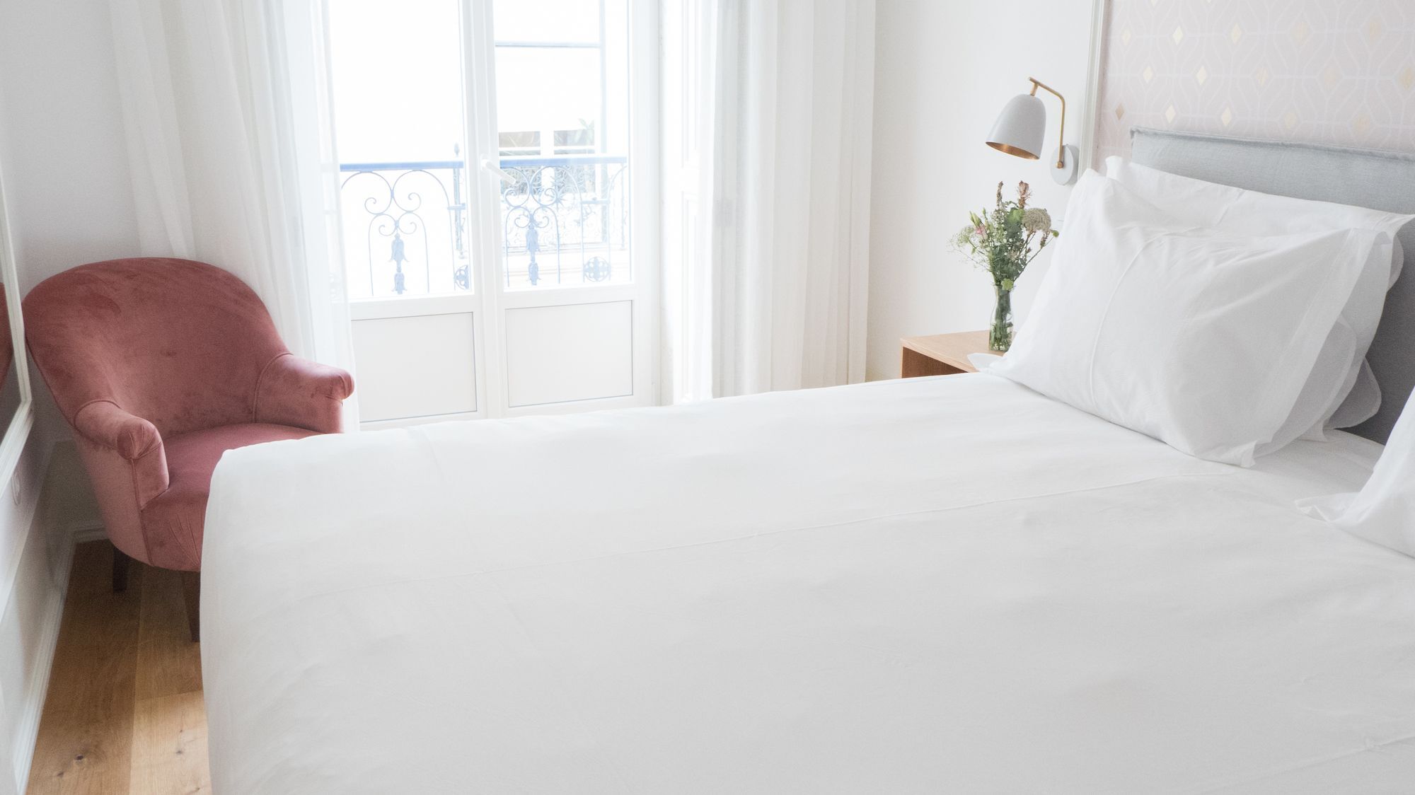 Boutique Chiado Suites Lisbon Bagian luar foto