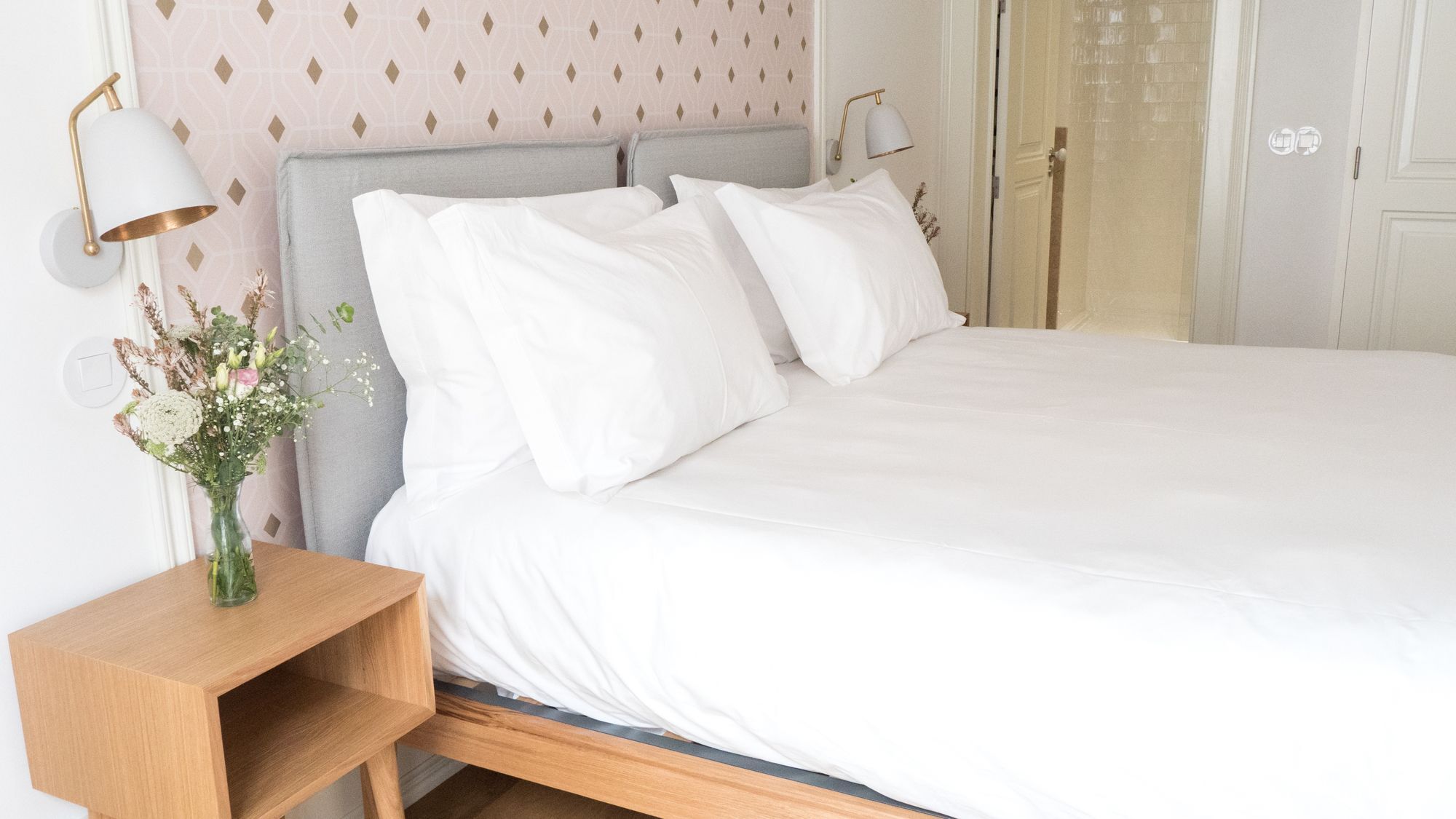 Boutique Chiado Suites Lisbon Bagian luar foto