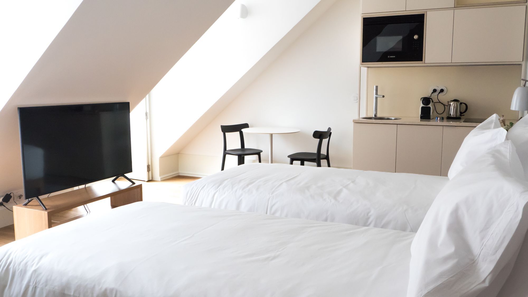Boutique Chiado Suites Lisbon Bagian luar foto